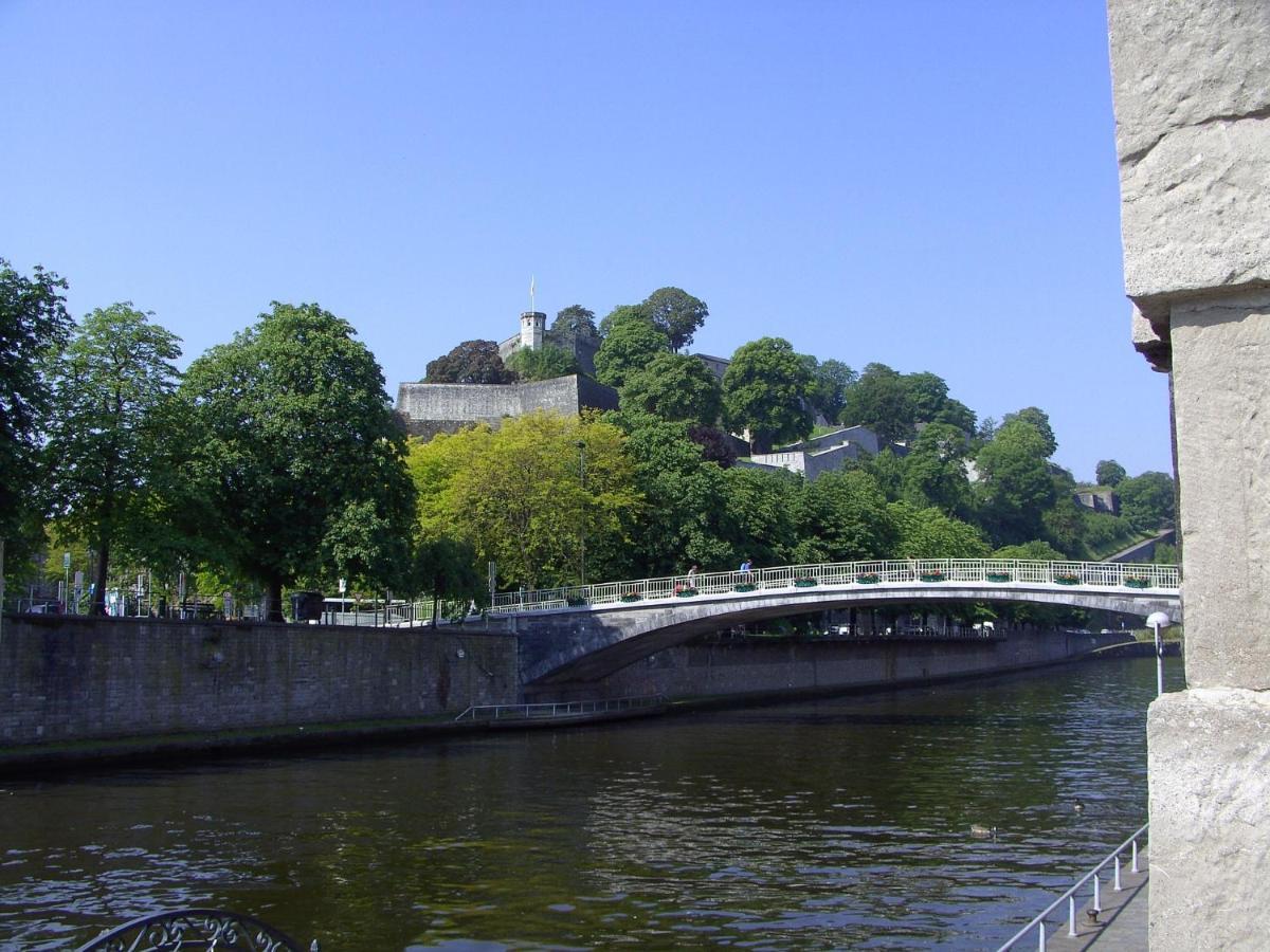 La Suite Des Carmes Namur Exteriör bild